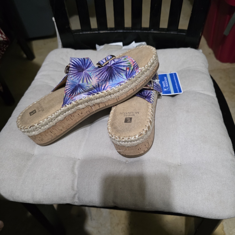 White Mountain Vibrant Multicolor Sandals New Size 9.5 - Picture 8 of 8